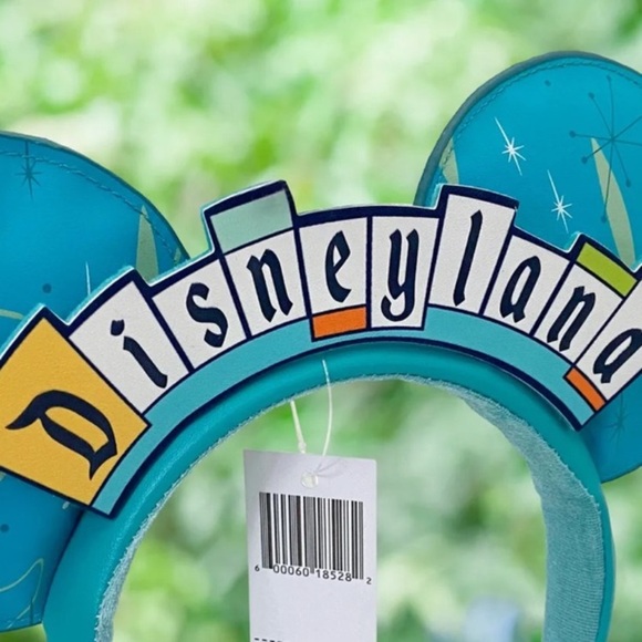 ~💫Disney Parks Disneyland 3D Marquee Sign Minnie Mouse Ears💫~ - Picture 4 of 5